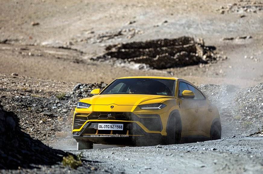 Refreshed Lamborghini Urus expected to debut in August