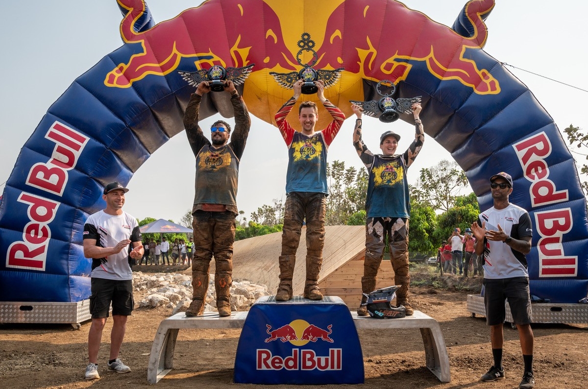 2022 Red Bull Ace of Dirt podium - Shardul Sharma, Peru Irazola Arbulu and Sandra Gomez