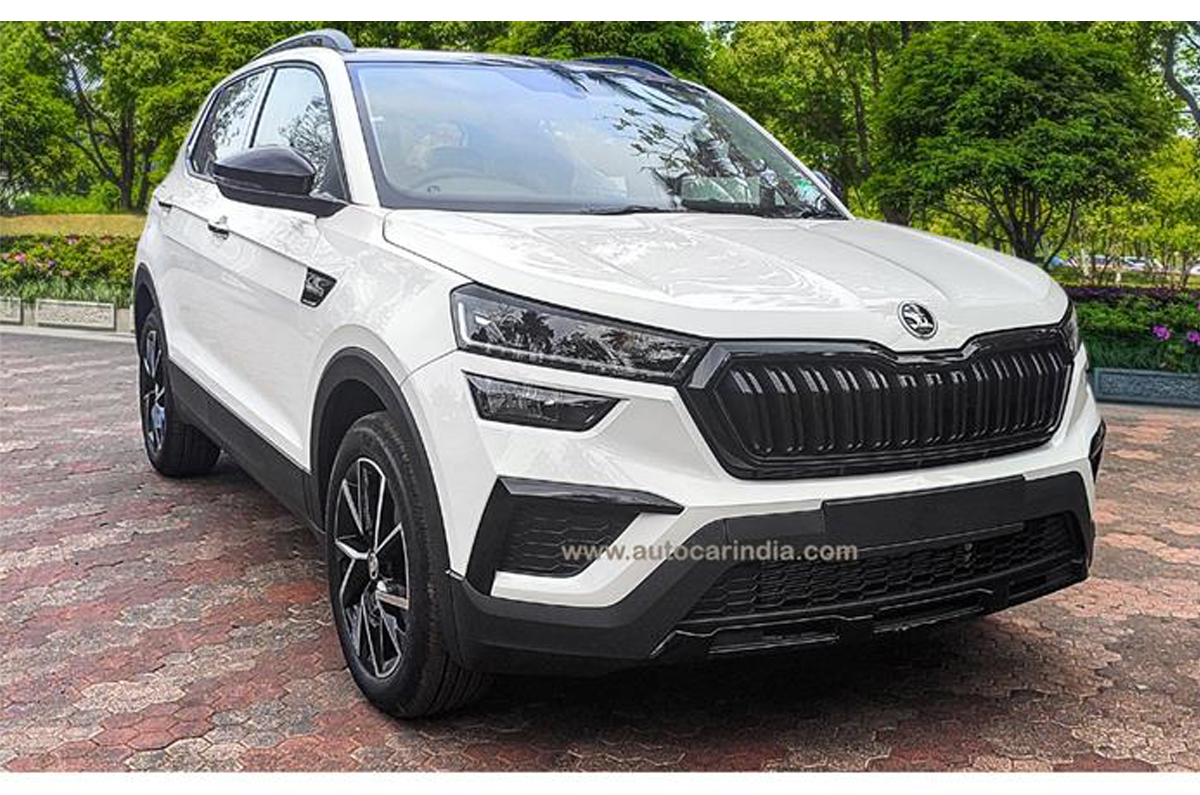 Skoda Kushaq Monte Carlo front quarter 