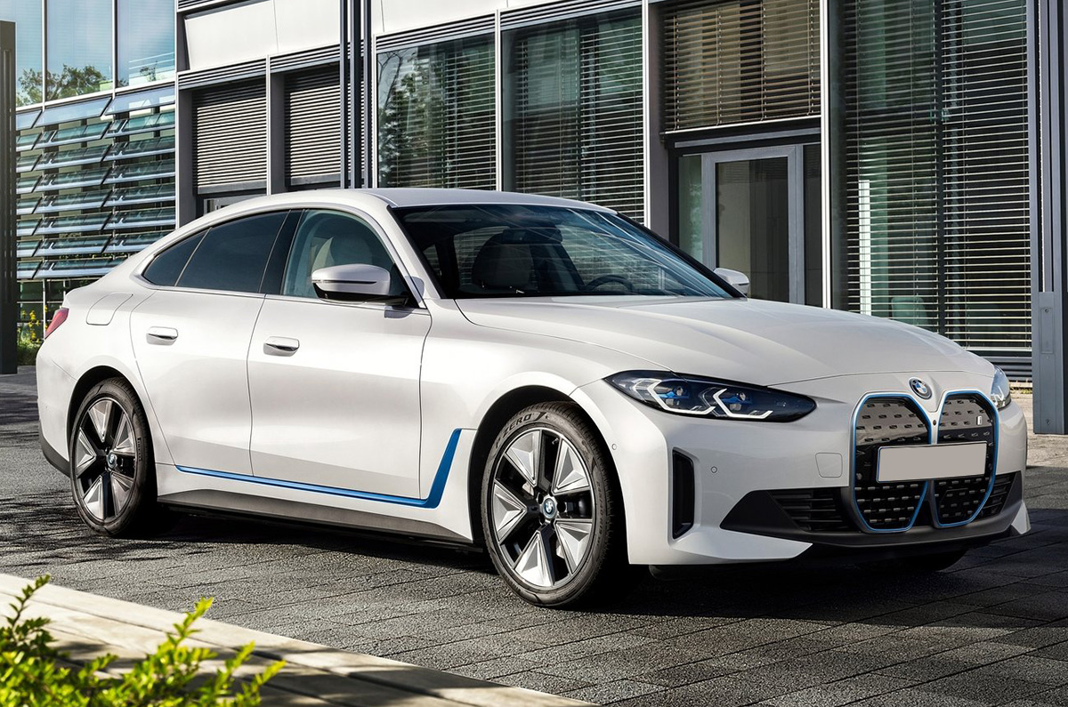 BMW i4 front