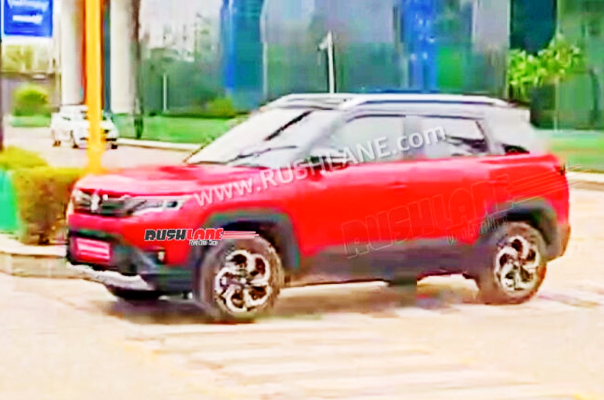 2022 Maruti Brezza side profile