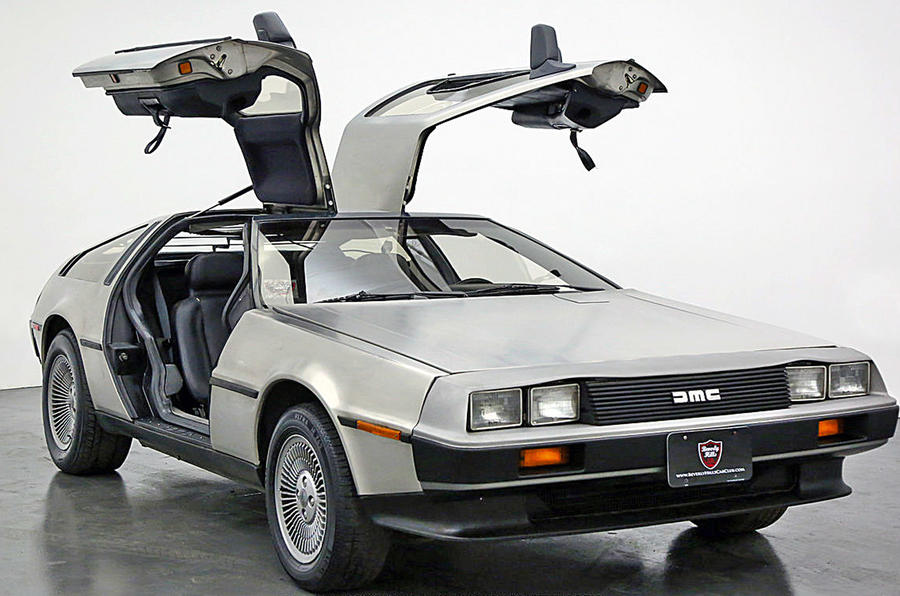 DC DeLorean DMC-12