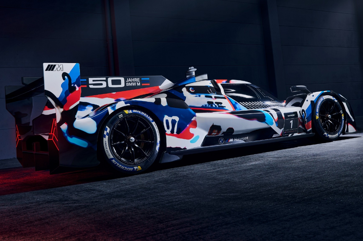 BMW M Hybrid V8 rear quarter