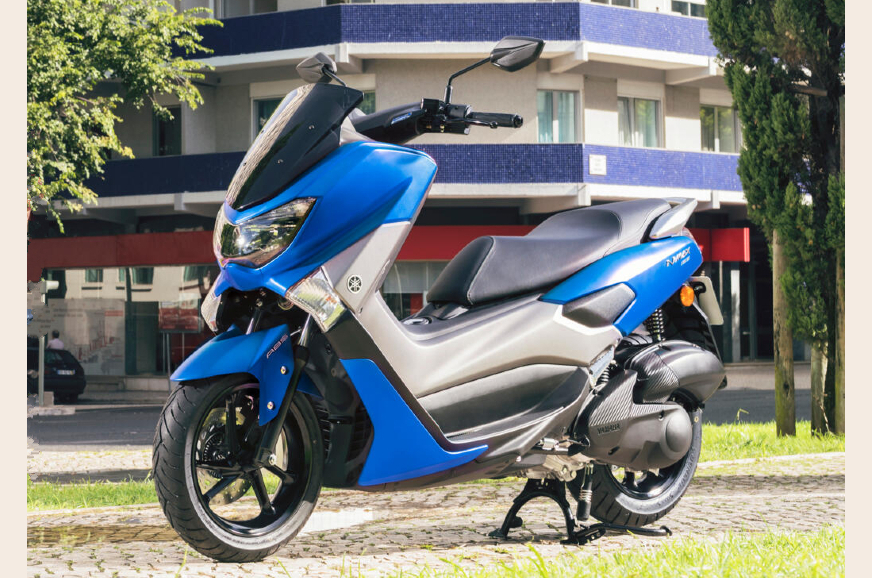 Yamaha NMax 155 maxi-scooter image
