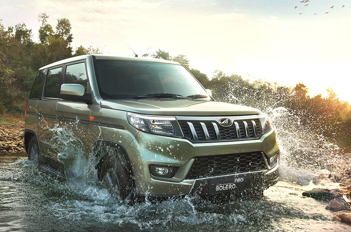 Mahindra Bolero Neo front quarter 