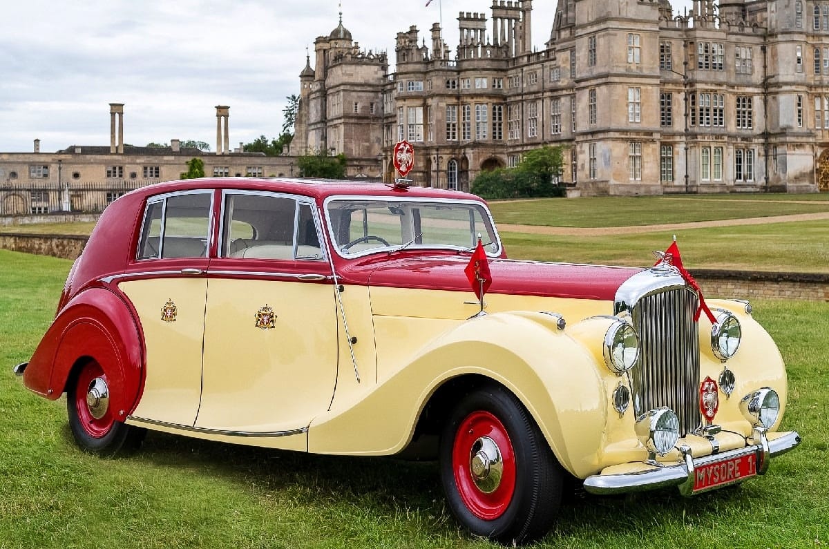 Yohan Poonawalla's Bentley front quarter 