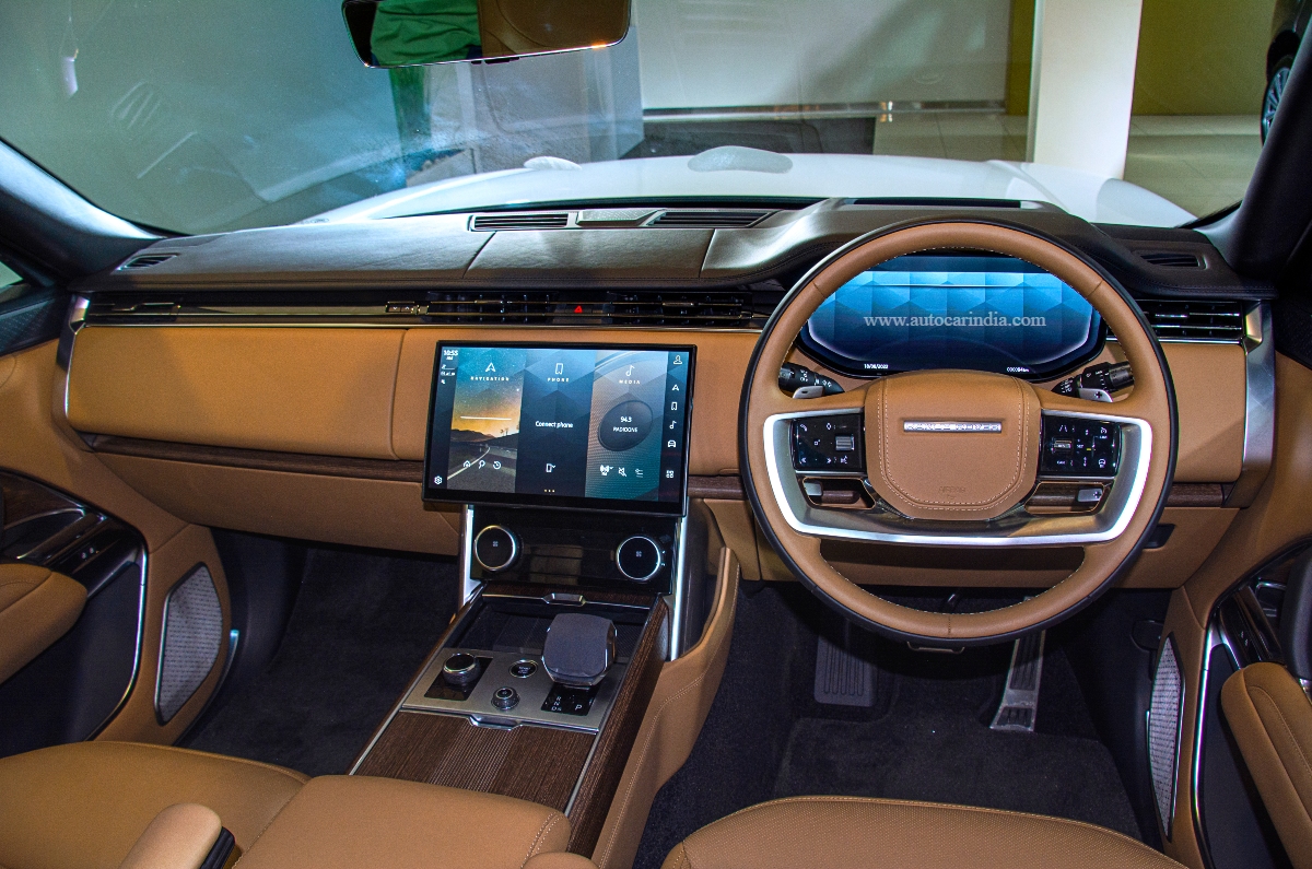 2022 Range Rover interior