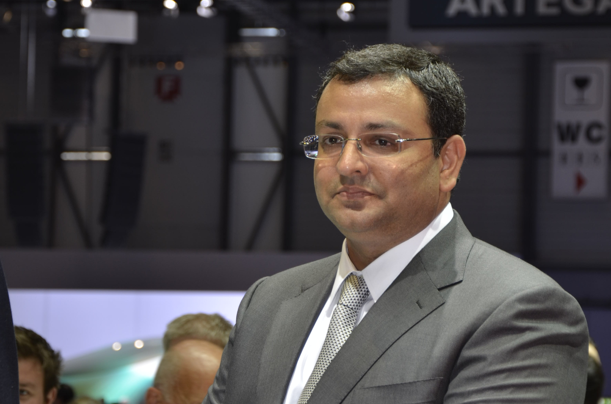 Cyrus Mistry dies in car accident