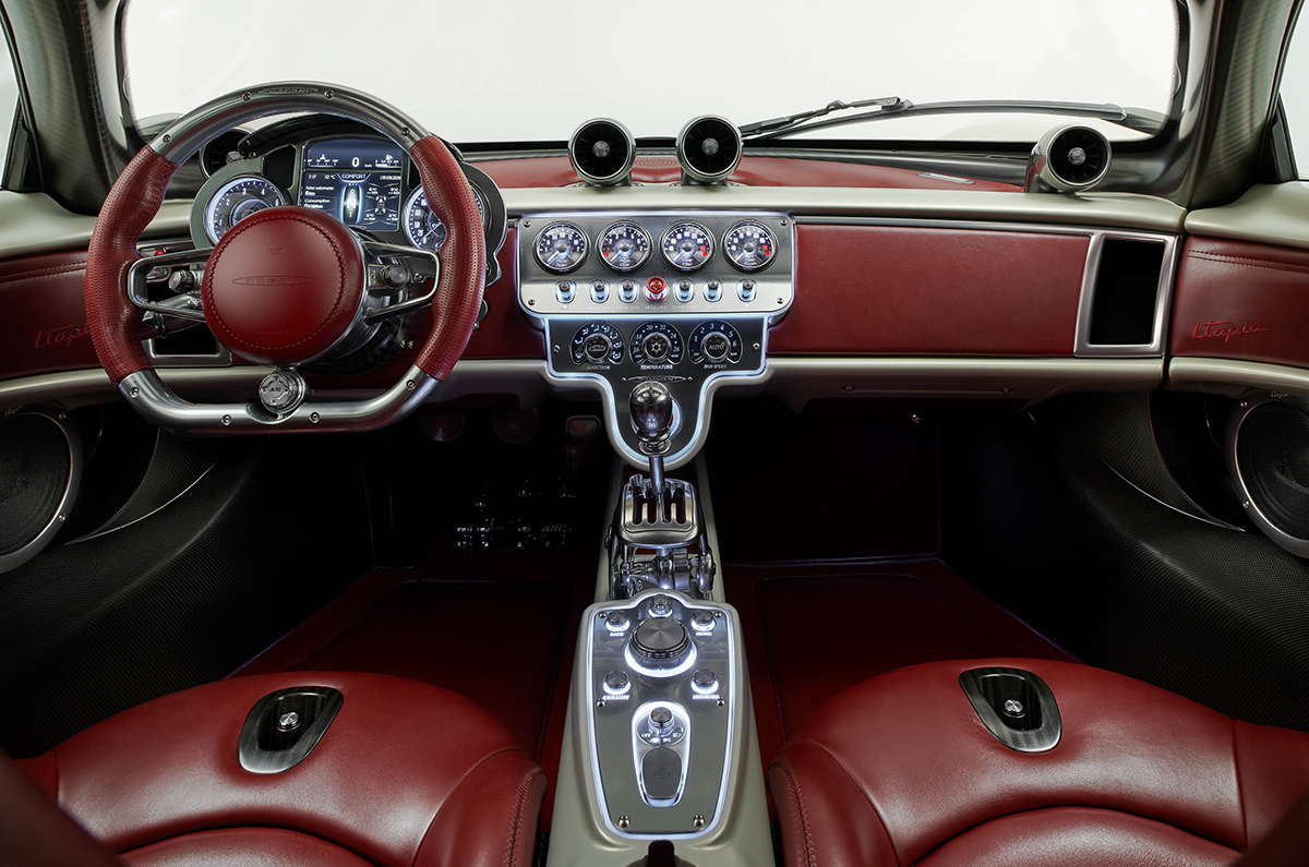 2022 Pagani Utopia interior.