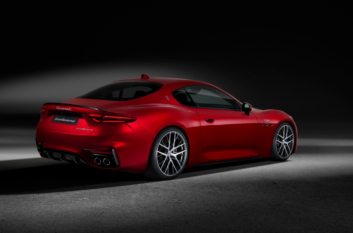 Maserati Granturismo rear quarter 