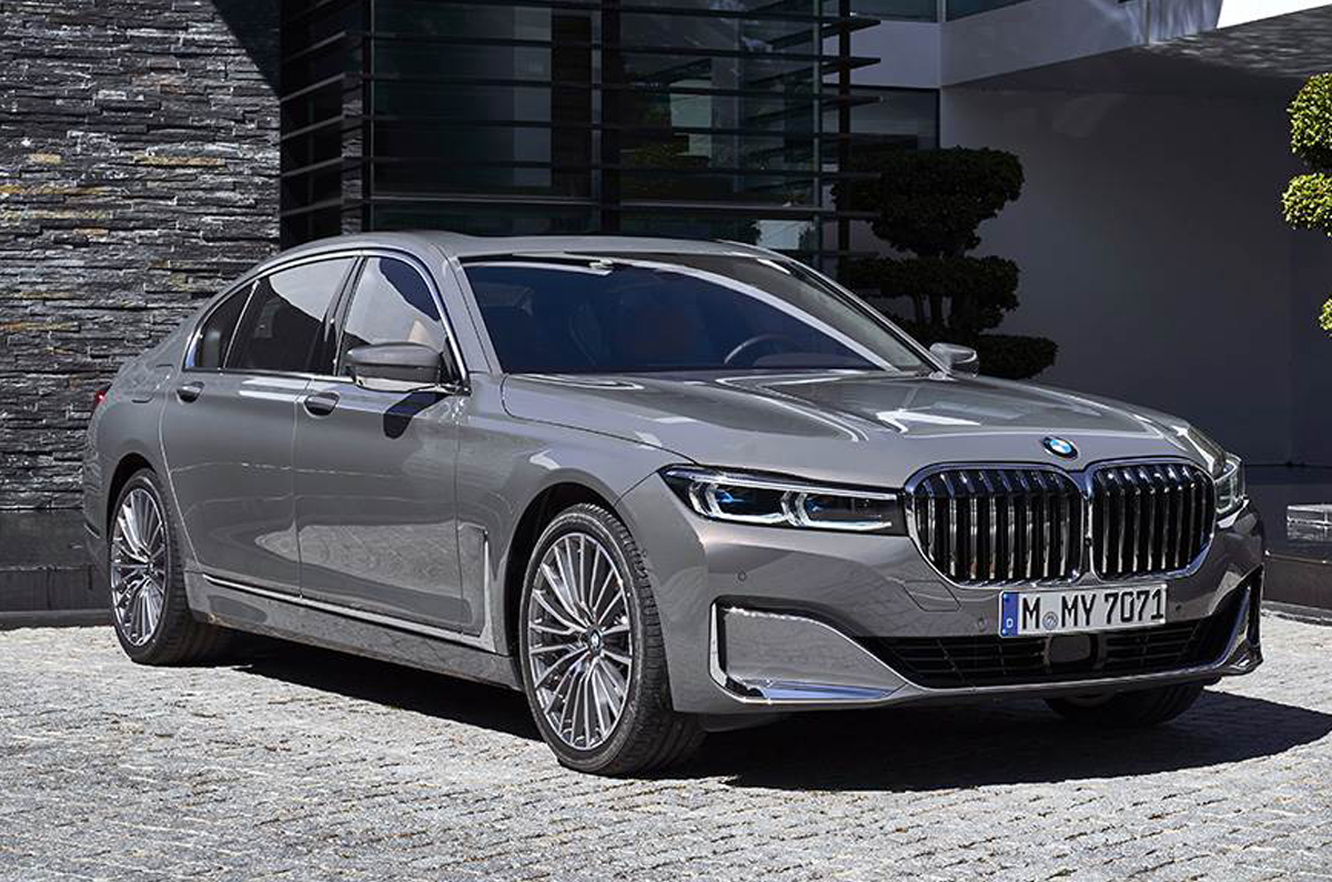 2019 BMW 7 Series front quarter