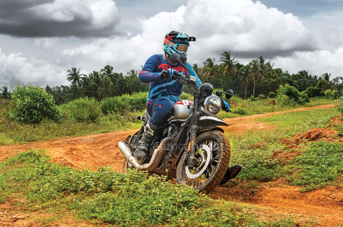 Apollo Tramplr ST, XR tyres tested. 