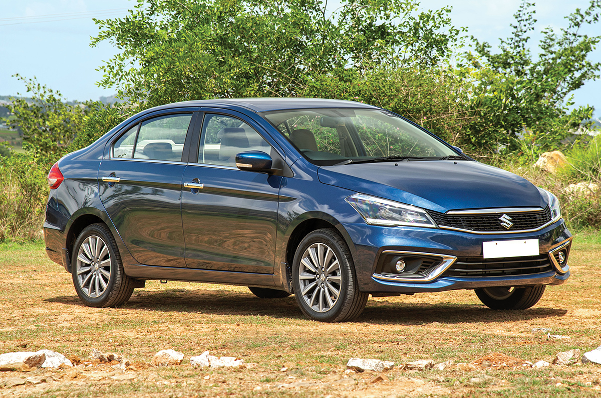 Maruti Suzuki Ciaz front quarter.