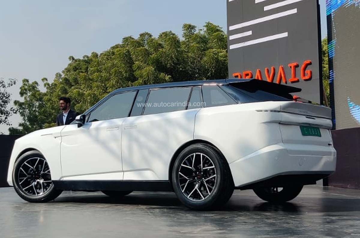 Pravaig Defy EV SUV rear quarter