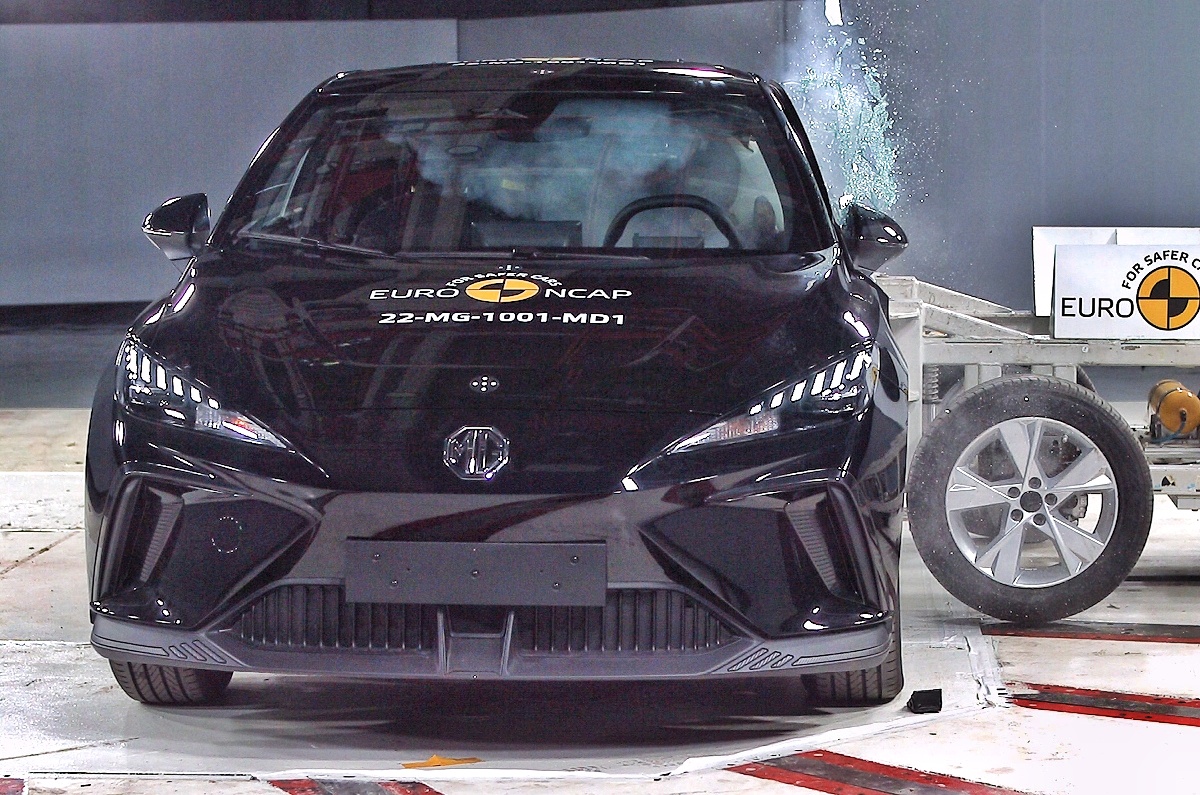 MG 4 EV Euro NCAP side impact test