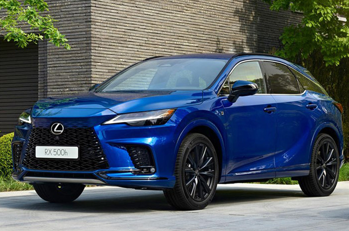 2023 Lexus RX front quarter 