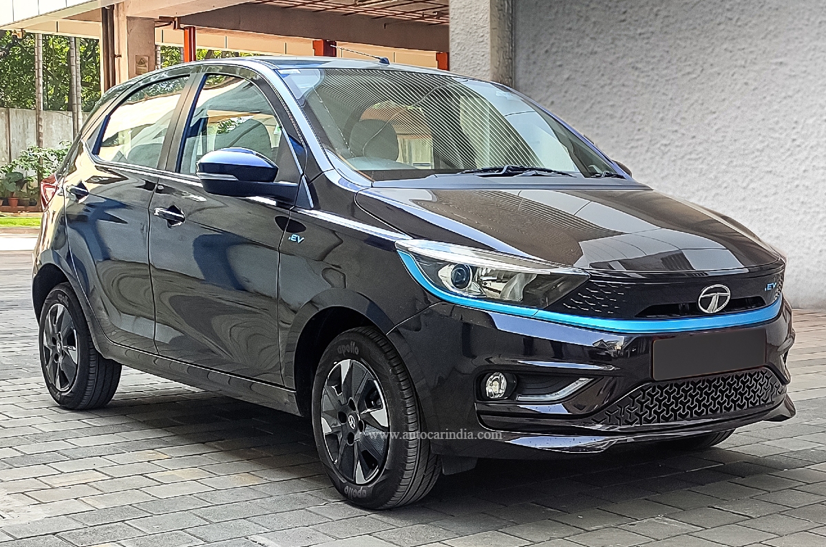 Tata Tiago EV front right quarter