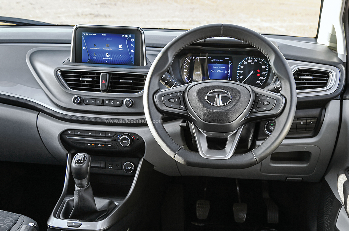 Tata Altroz interior