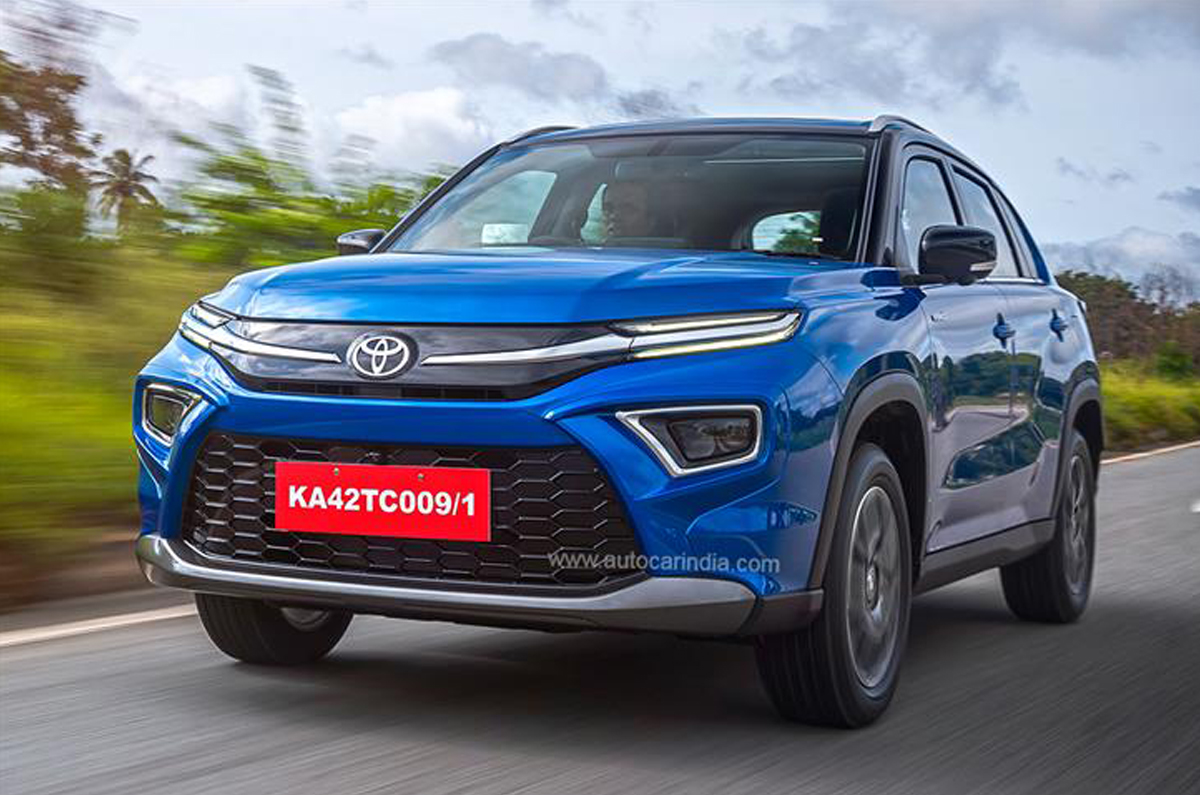 Toyota Hyryder front quarter