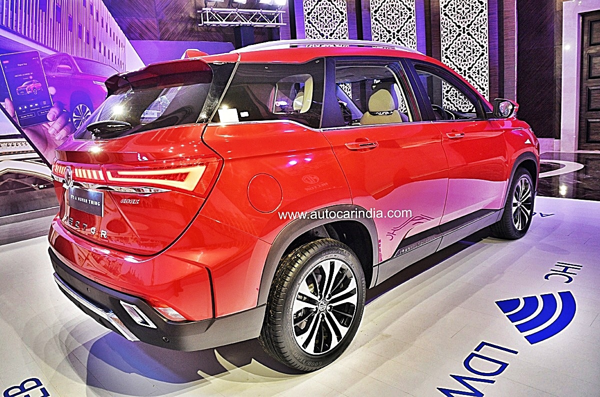 MG Hector facelift rear quarter