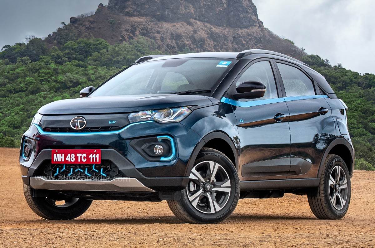 Tata Nexon EV front quarter 