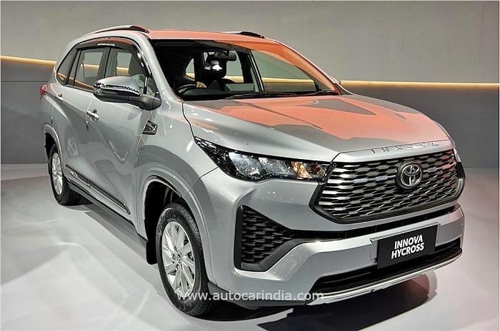 Toyota Innova Hycross deliveries. 
