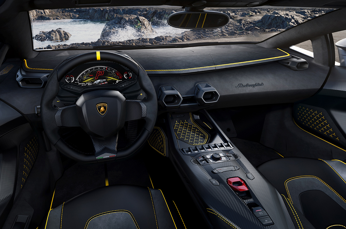 Lamborghini Invencible interior