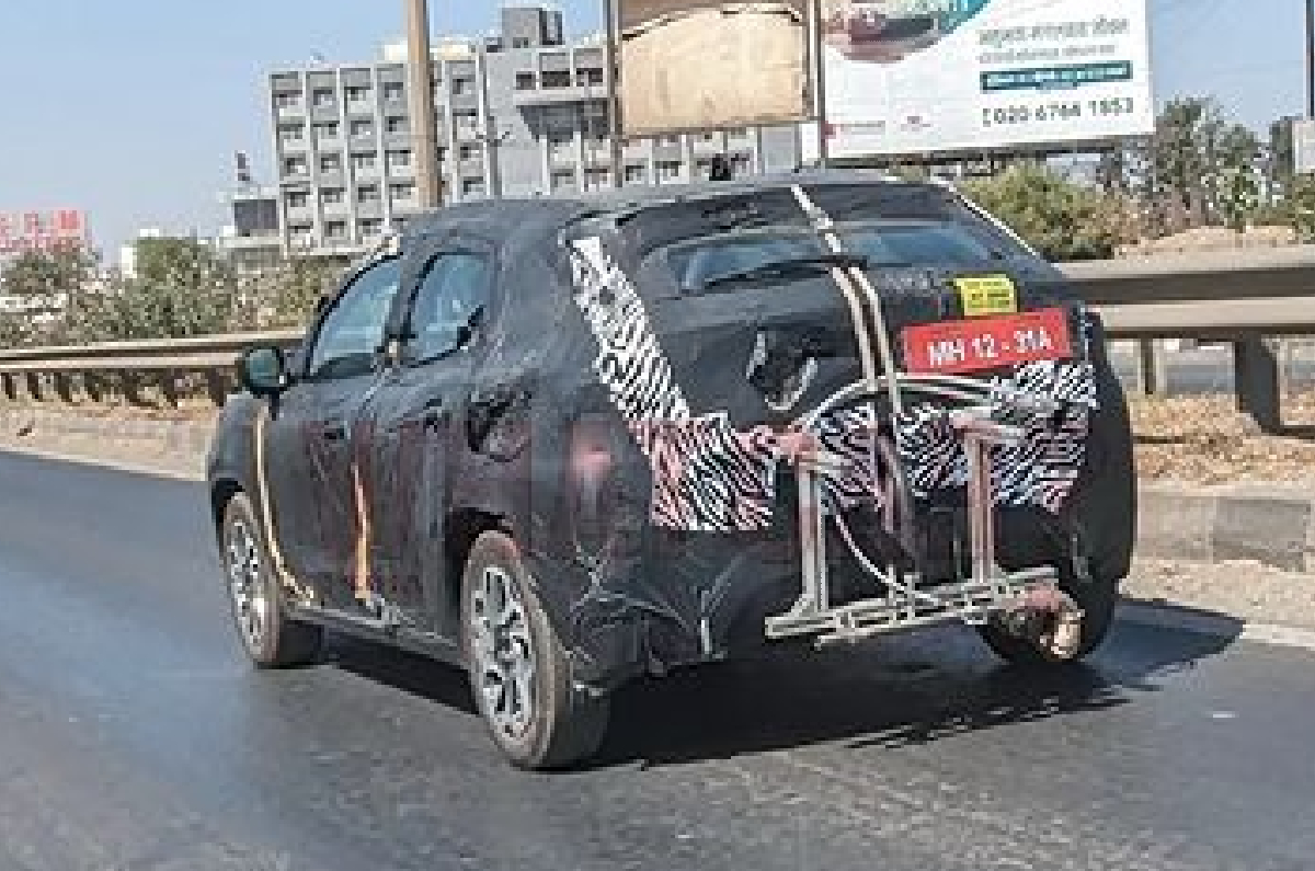 Maruti Suzuki Fronx CNG rear