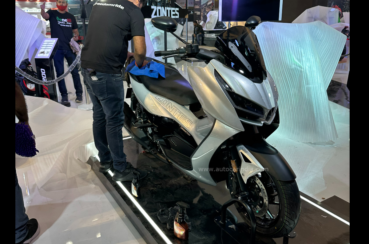 Zontes 350D maxi-scooter was showcased at Auto Expo 2023.