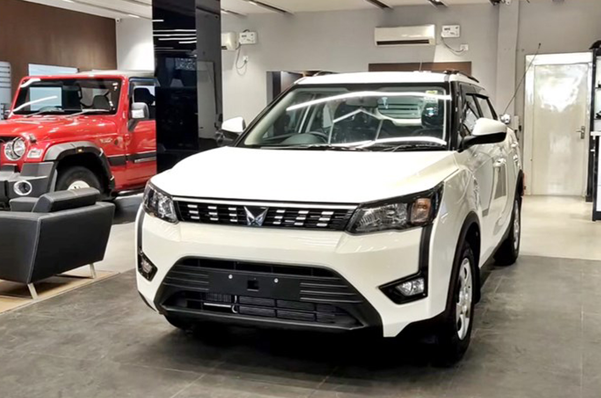 Mahindra XUV300 front quarter