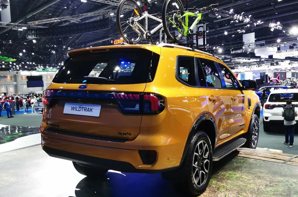 Ford Everest Wildtrak rear