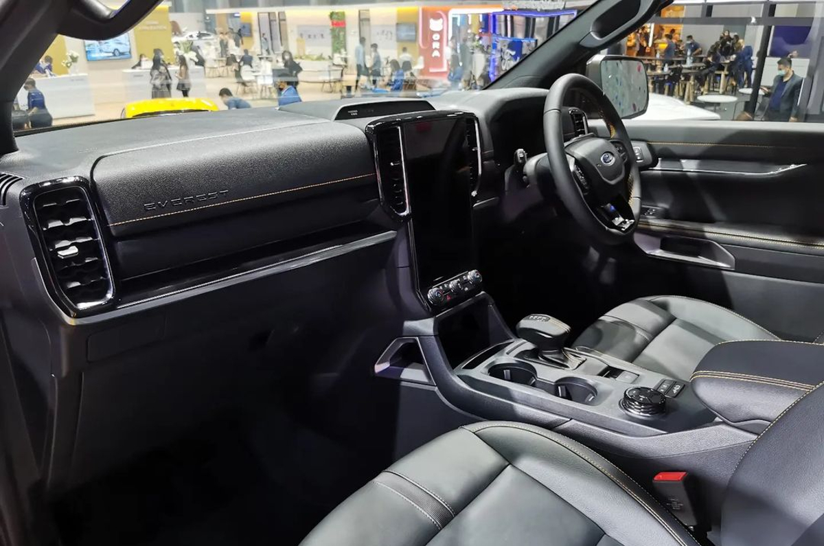 Ford Everest Wildtrak interior
