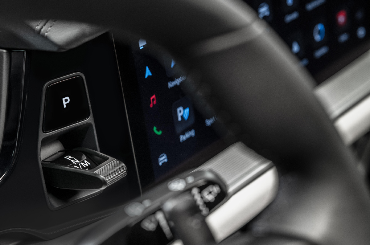 Porsche Cayenne interior gear selector