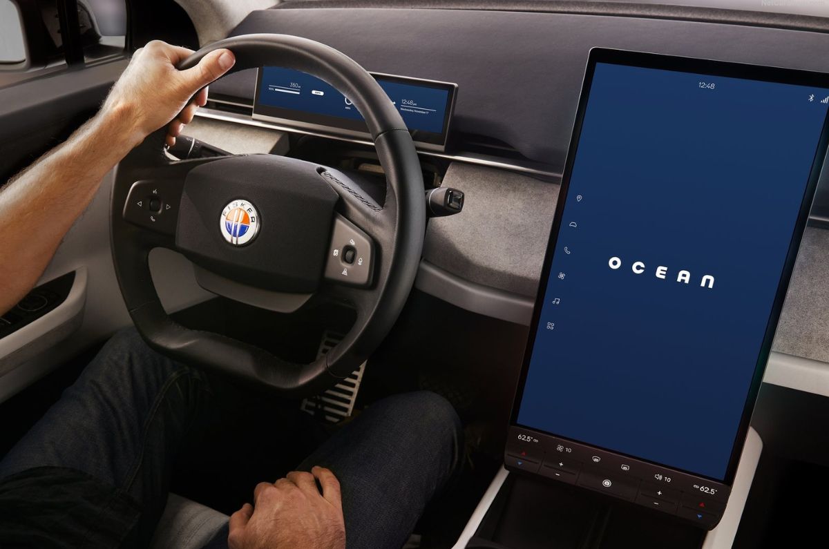 Fisker Ocean Electric SUV 17.1in touchscreen infotainment unit