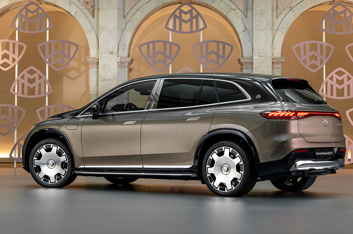 Mercedes Maybach EQS SUV rear three-quarter