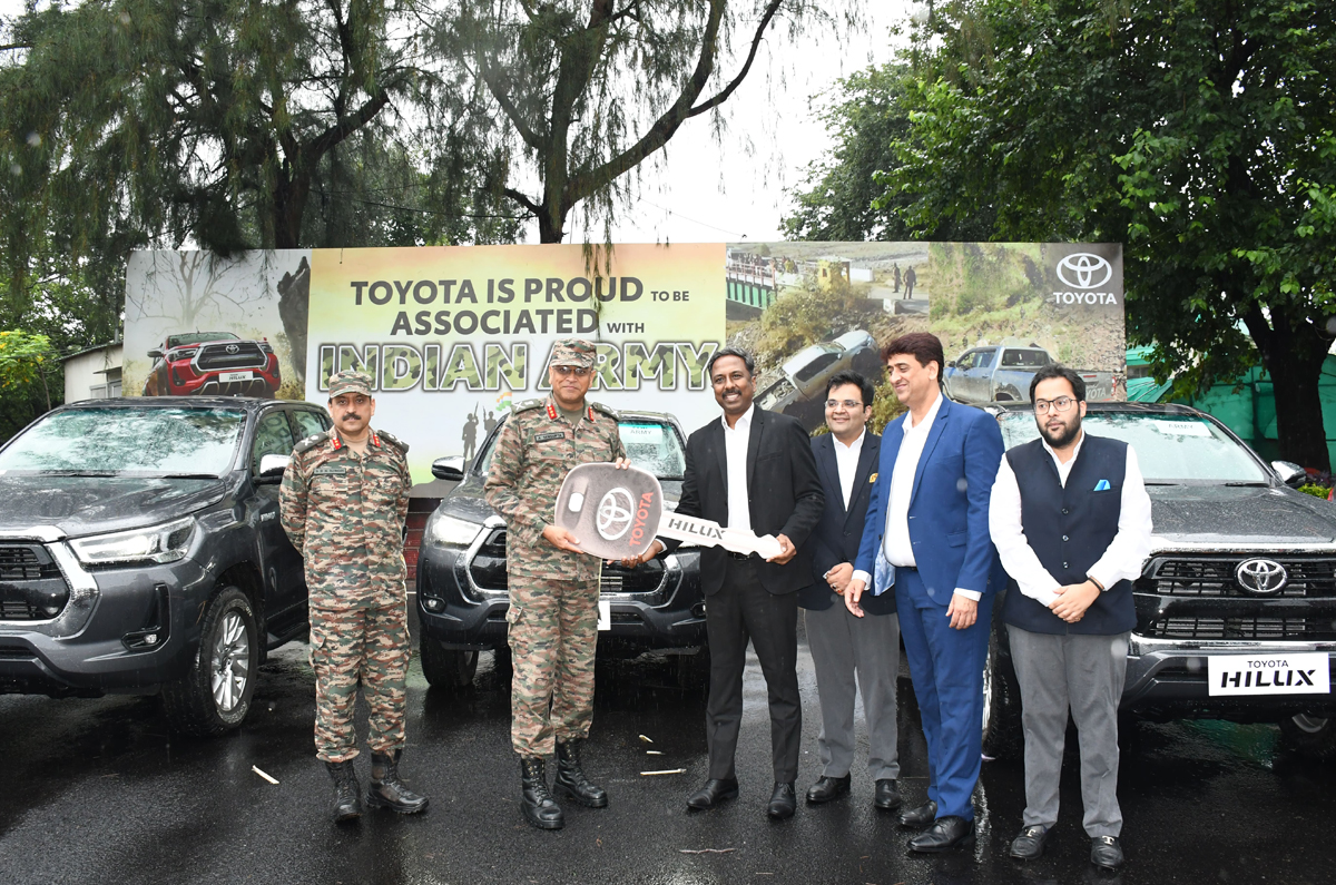 Toyota Hilux joins Indian Army fleet, Indian Army vehicles | Autonoid