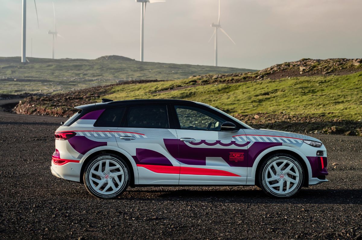 Audi Q6 e-tron side view