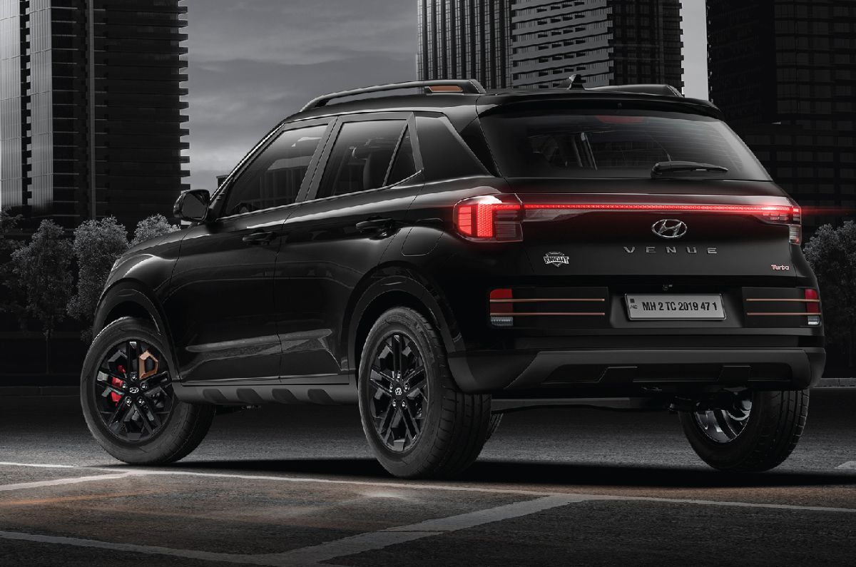 Hyundai Venue Knight Edition rear
