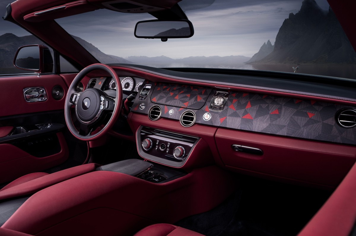 Rolls Royce Droptail La Rose Noire