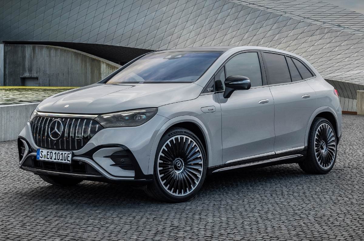 Mercedes EQE AMG SUV front quarter Mercedes EQE AMG SUV front quarter