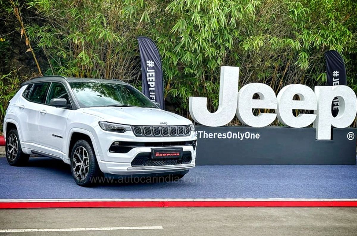 Jeep Compass 2WD diesel automatic launched at Rs 23.99 lakh
