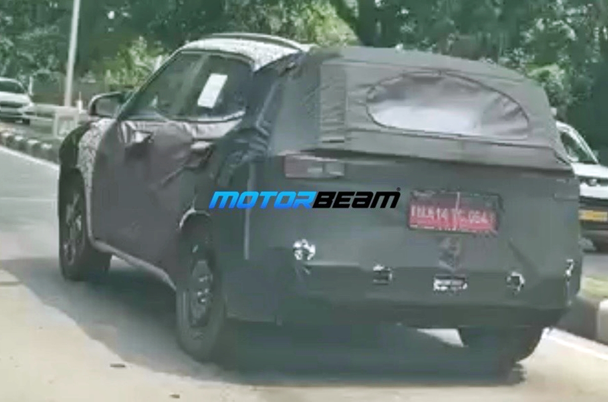 Hyundai Alcazar facelift spied 