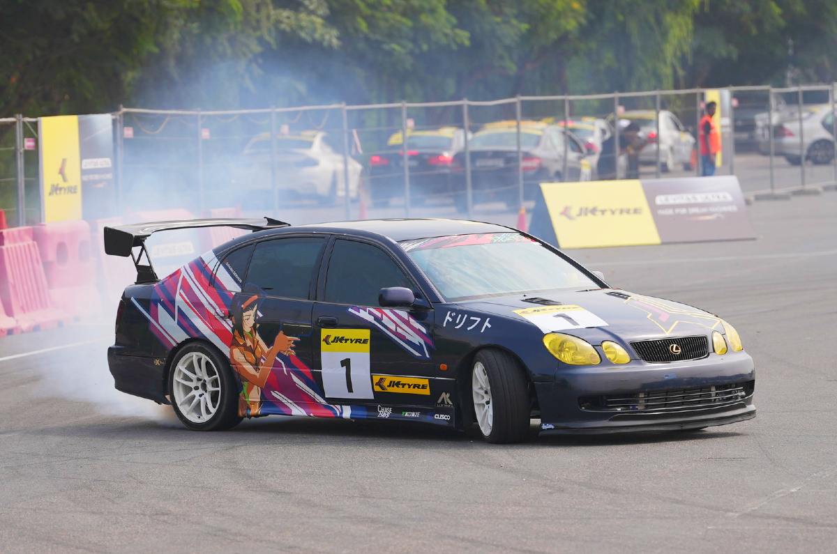 Sanam Sekhon wins first ever JK Tyre Drift Challenge Sanam Sekhon wins first ever JK Tyre Drift Challenge
