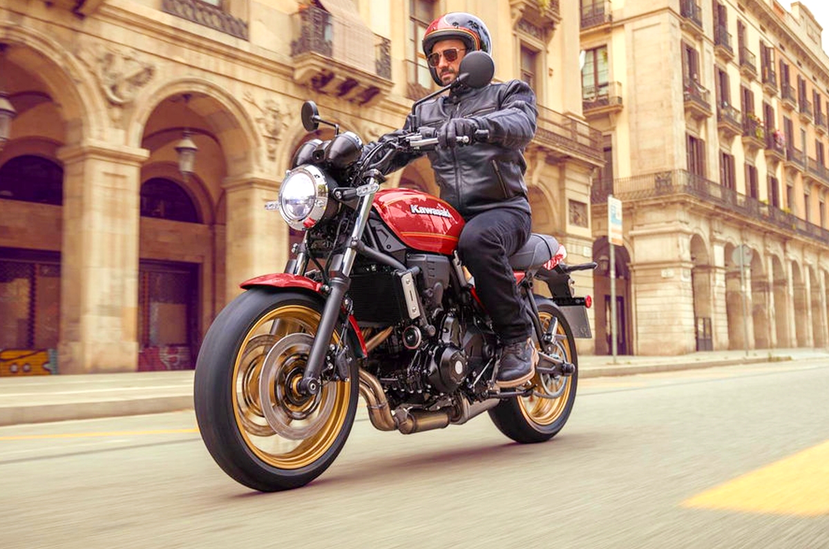 Kawasaki Z650RS price, traction control system, colours.