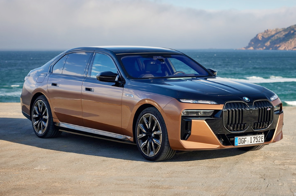 BMW i7 M70, 740d M Sport launched