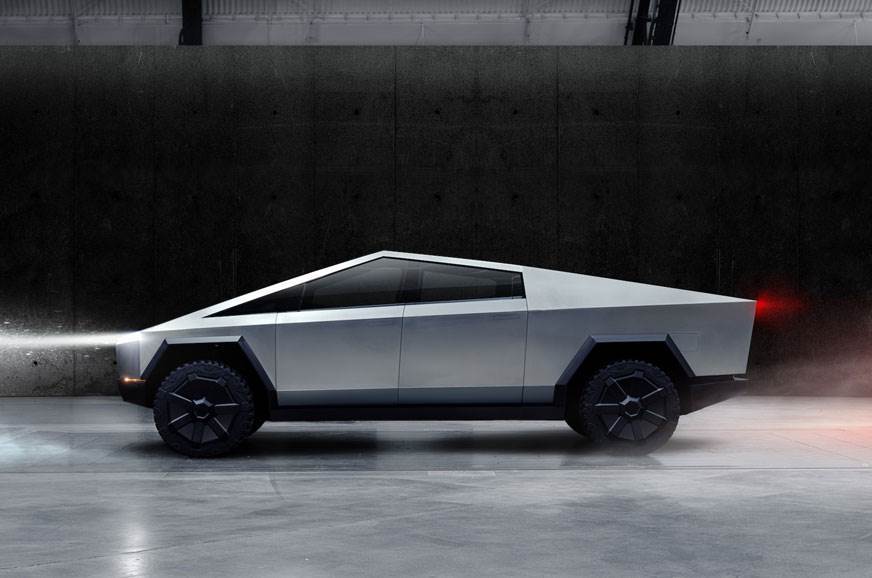 Tesla Cybertruck deliveries 