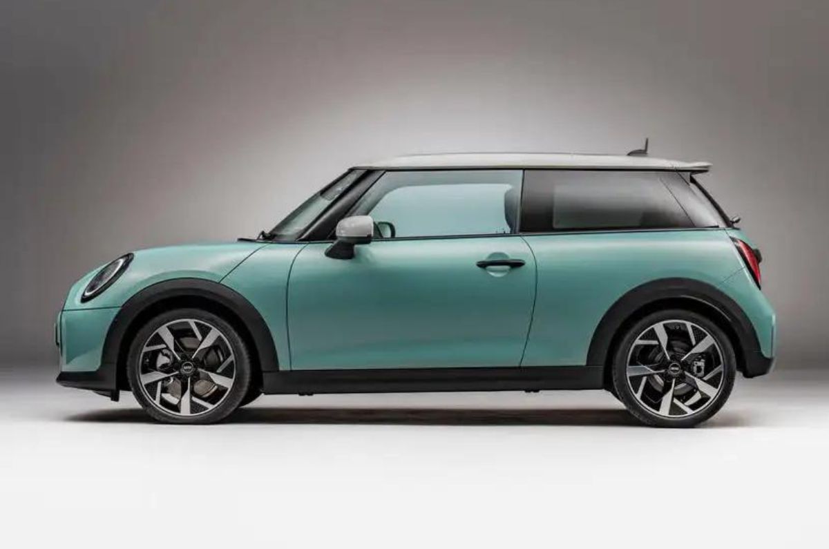 Mini Cooper petrol side profile