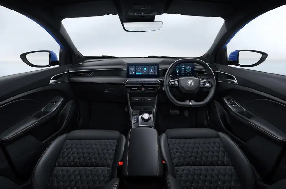 MG3 interior