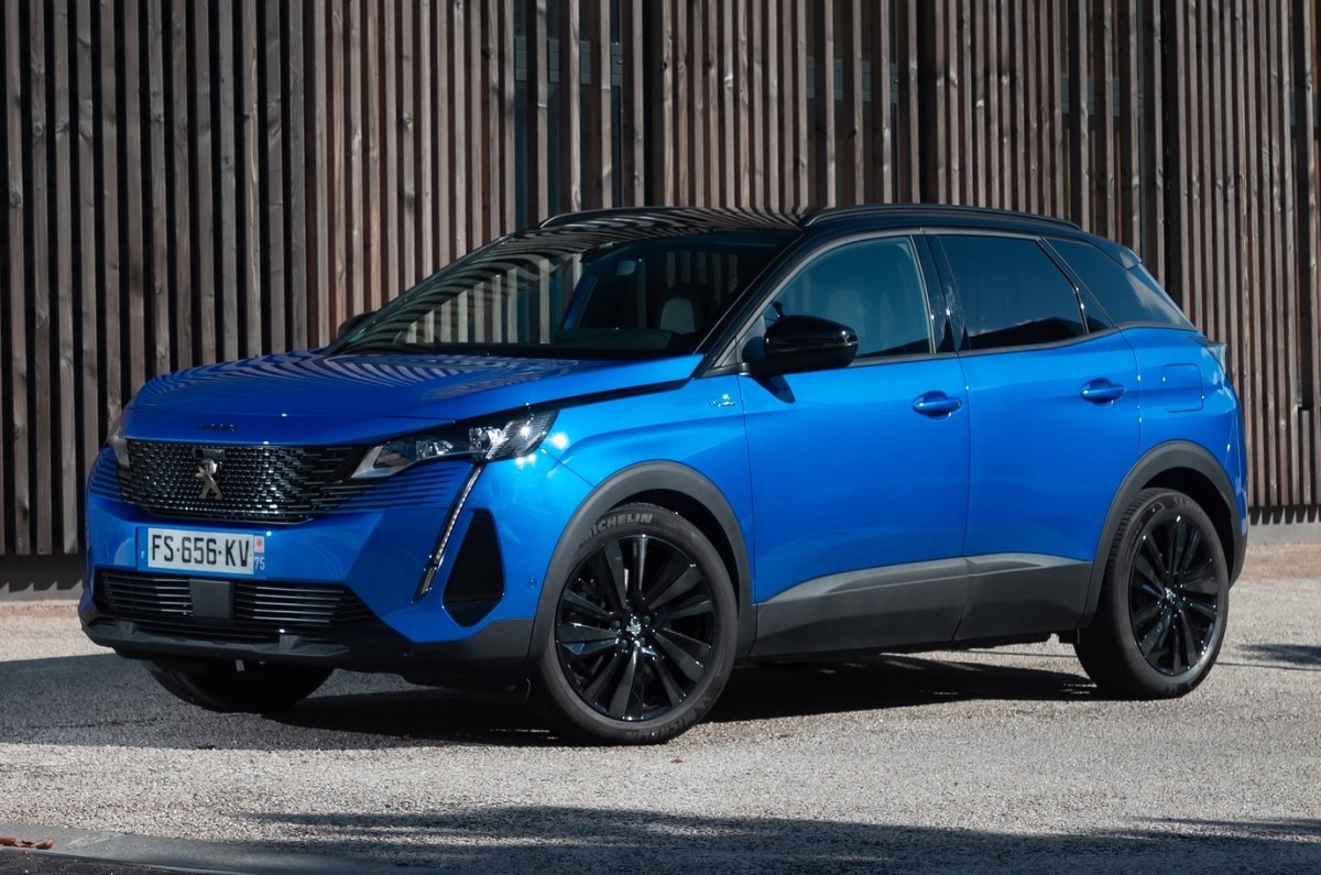 Peugeot 3008 SUV spied testing in India - Image 2