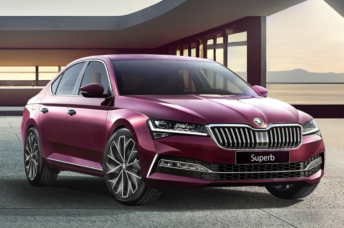 Skoda Superb reintroduced as CBU, priced at Rs 54 lakh